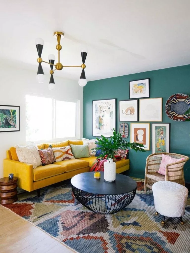 Beautiful and Colourfull Livingroom 1