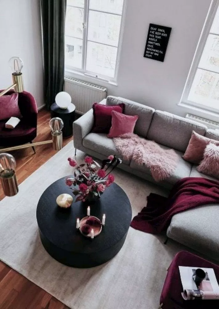Beautiful and Colourfull Livingroom 25