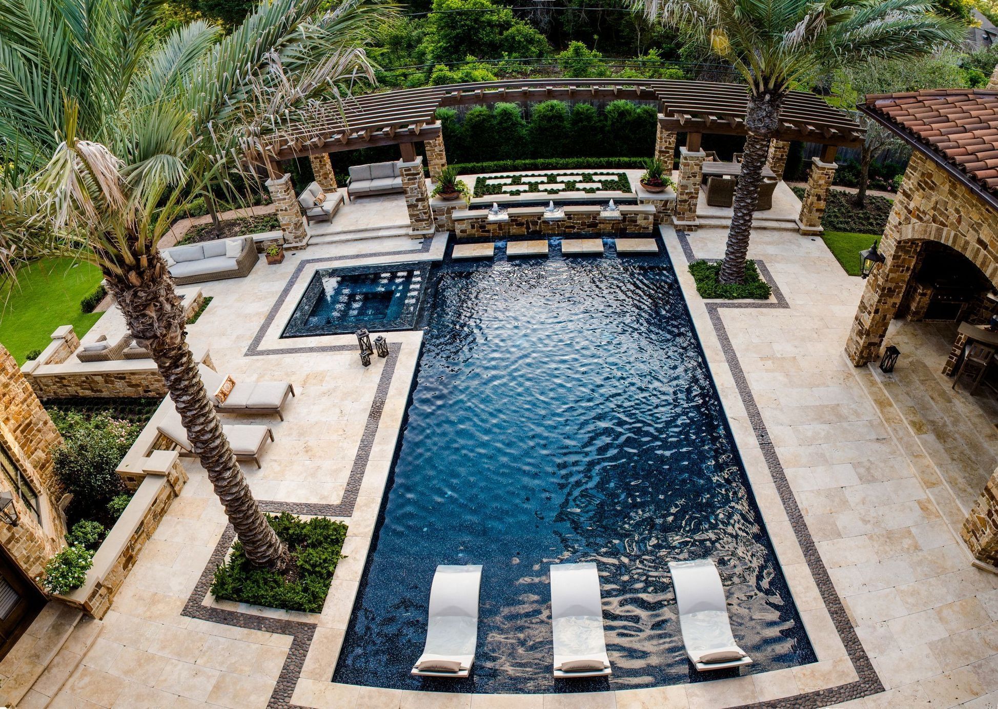 Luxury Backyard Pool Ideas 30
