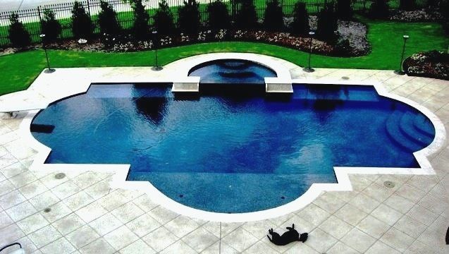 Luxury Backyard Pool Ideas 32