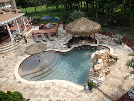 Luxury Backyard Pool Ideas 41