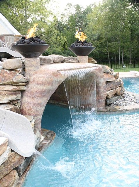 Luxury Backyard Pool Ideas 48