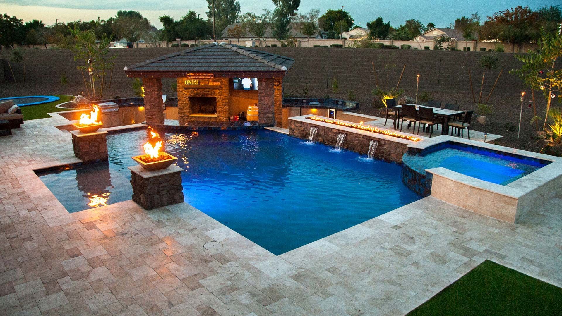 Luxury Backyard Pool Ideas 49