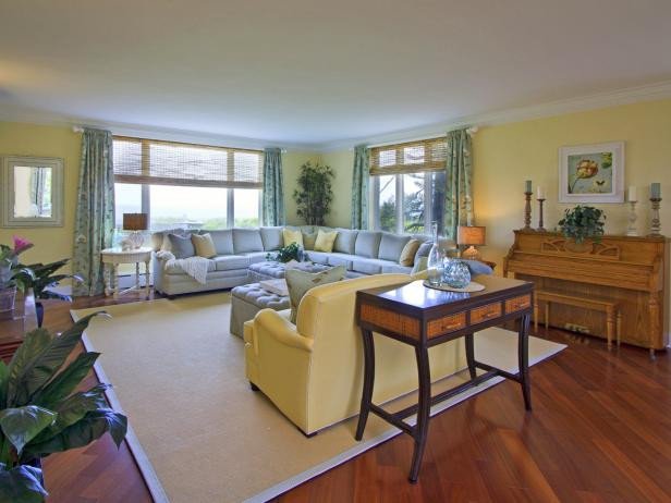 Coastal Comfortable Living Room Page