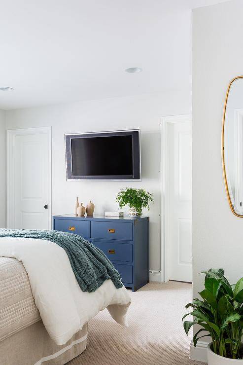 Good Size Tv for Bedroom Bedroom Tv Over Dresser Design Ideas
