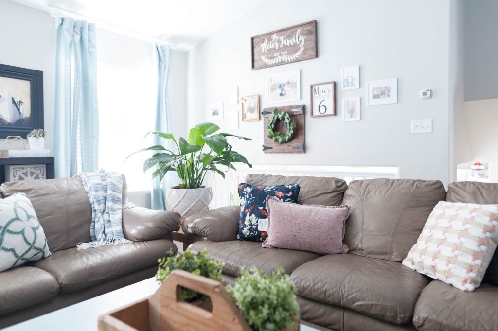 Navy Blue Living Room Decor Pink Navy Blue and Jade Family Room Decor Reveal Jo’s House