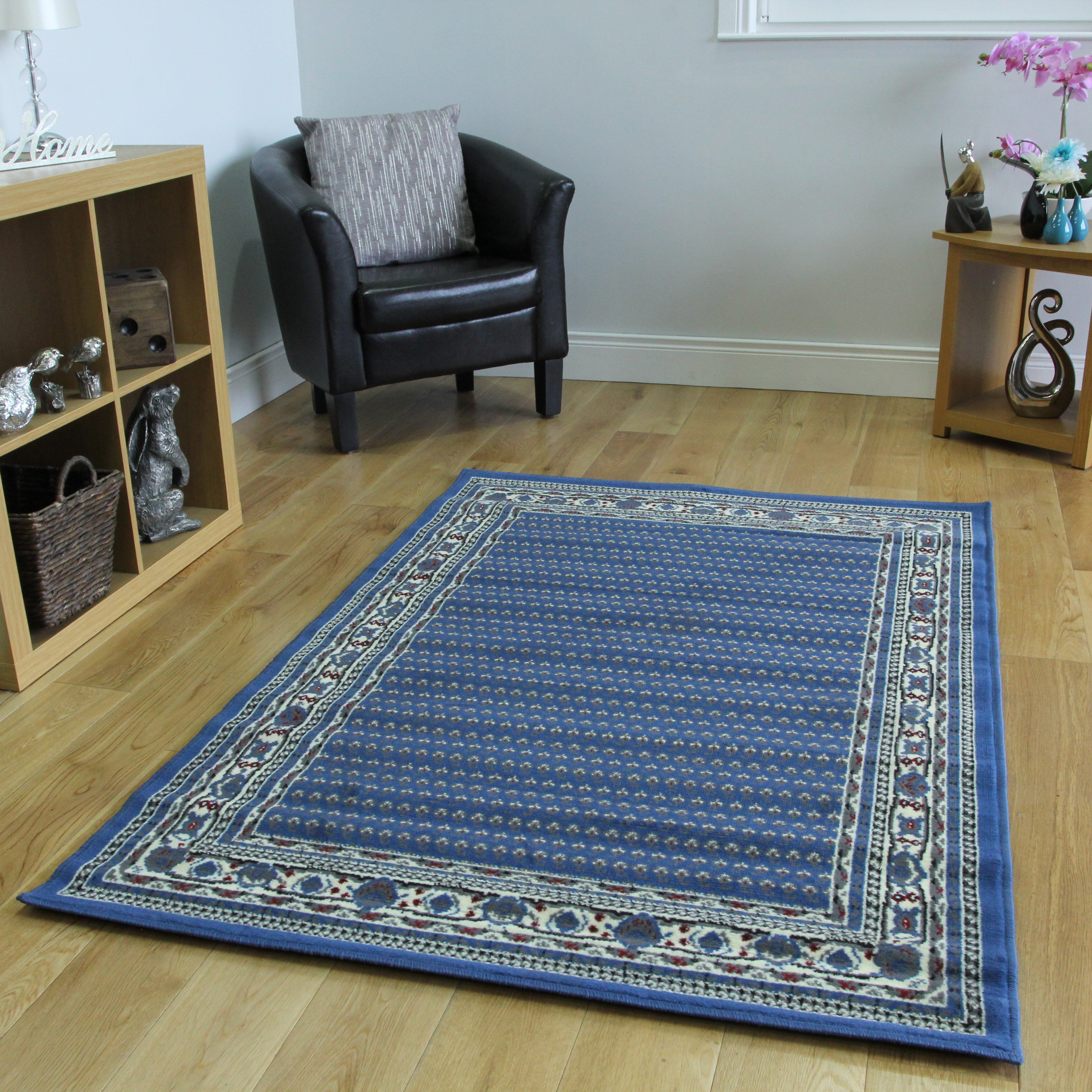 Traditional Living Room Rugs Blue Bordered Traditional Living Room Rug